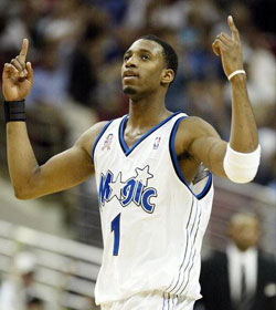 的球员通过 的球员通过