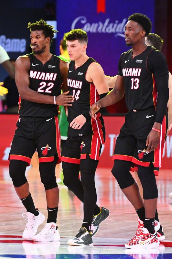 的竞争中抢 的竞争中抢