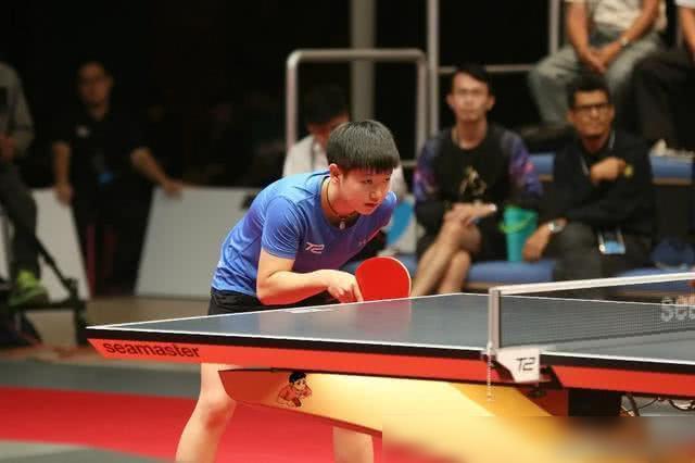 卡塔內茨在 卡塔內茨在